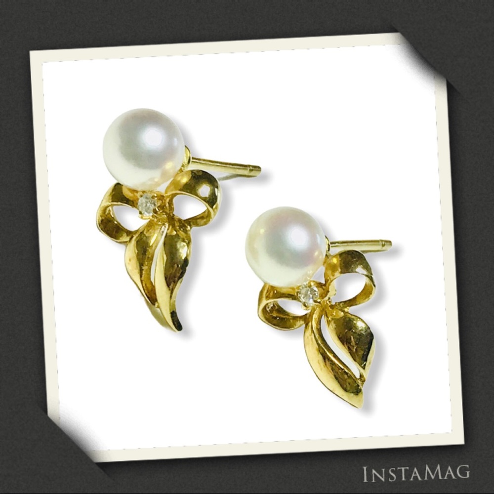 ⭐️HOST PICK⭐️ MIKIMOTO Akoya Pearl 18KT Gold w/Diamond Earrings